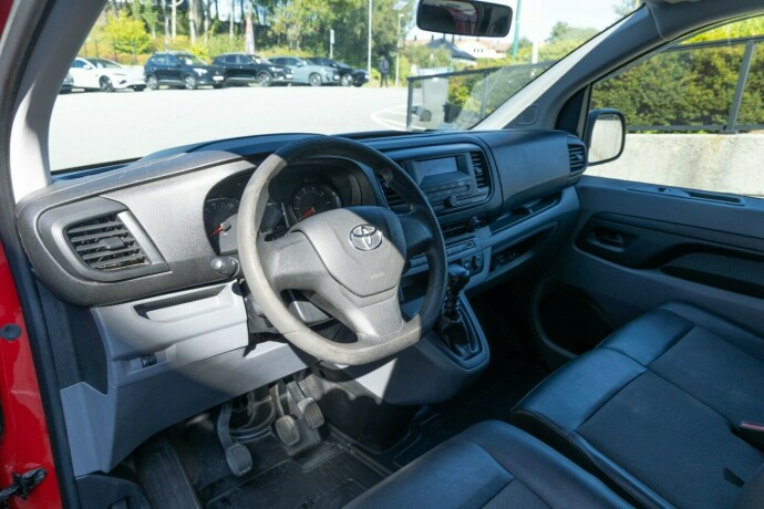 toyota-proace-diesel-2017-big-5