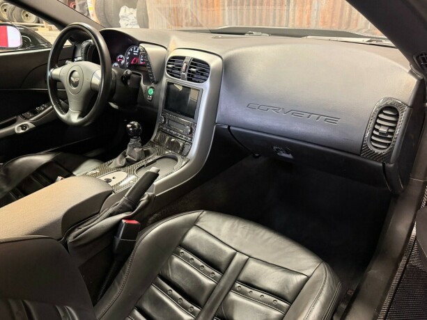 chevrolet-corvette-bensin-2006-big-29