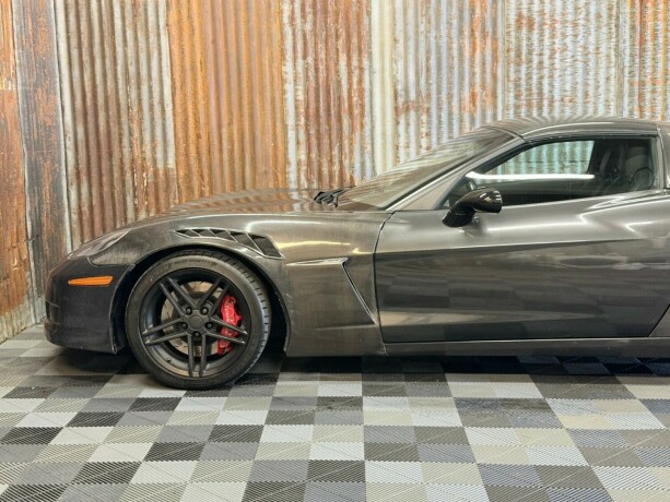 chevrolet-corvette-bensin-2006-big-13