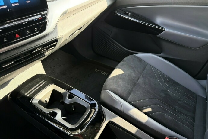 volkswagen-id4-elektrisitet-2022-big-15