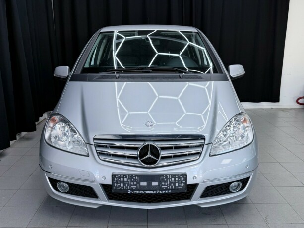 mercedes-benz-a160-bensin-2011-big-1