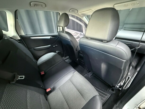 mercedes-benz-a160-bensin-2011-big-24