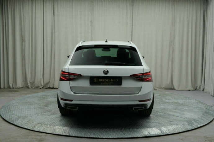 skoda-superb-diesel-2016-big-55