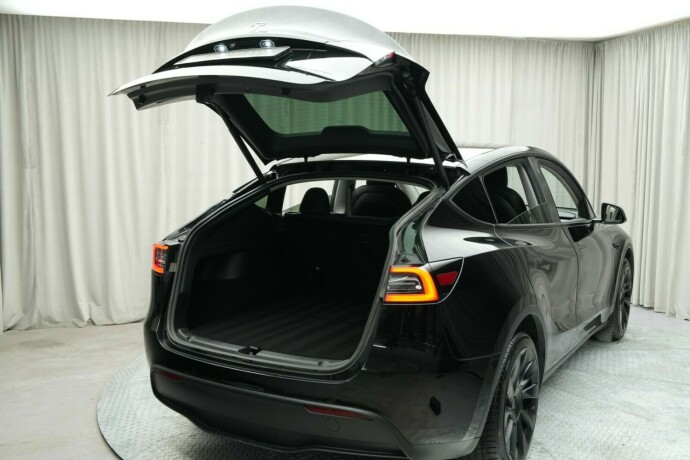 tesla-model-y-elektrisitet-2022-big-41