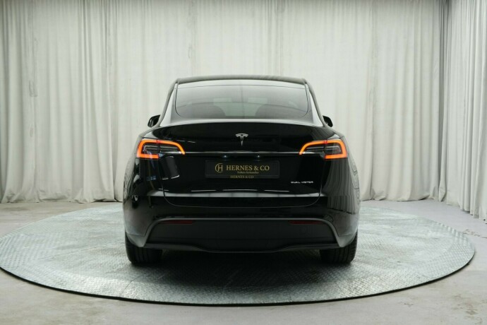 tesla-model-y-elektrisitet-2022-big-38