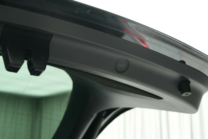 tesla-model-y-elektrisitet-2022-big-44
