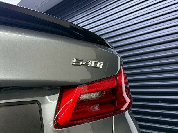 bmw-540i-bensin-2017-big-12