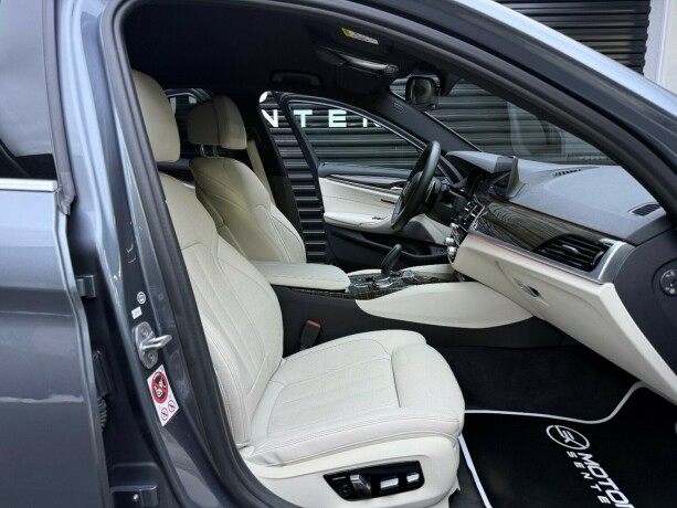 bmw-540i-bensin-2017-big-38