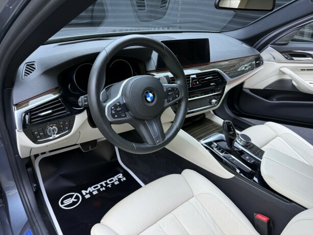bmw-540i-bensin-2017-big-15
