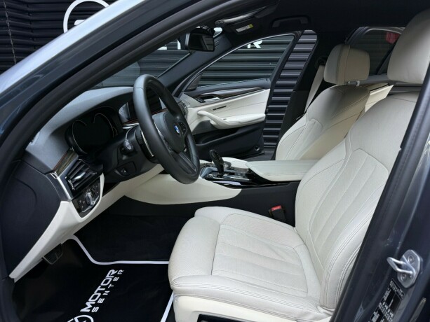 bmw-540i-bensin-2017-big-37