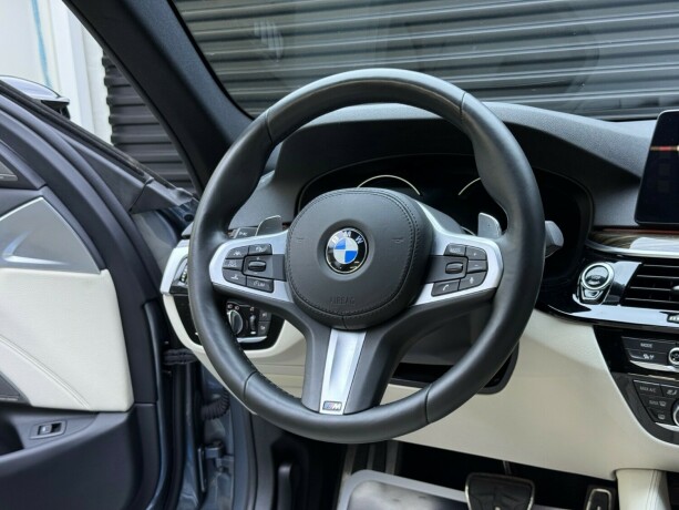 bmw-540i-bensin-2017-big-17