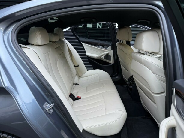 bmw-540i-bensin-2017-big-44