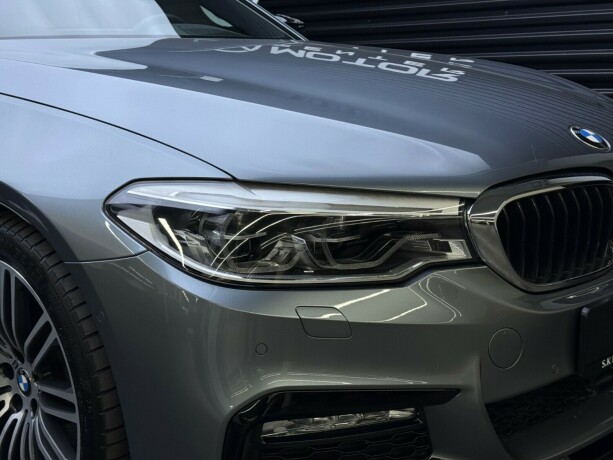 bmw-540i-bensin-2017-big-3