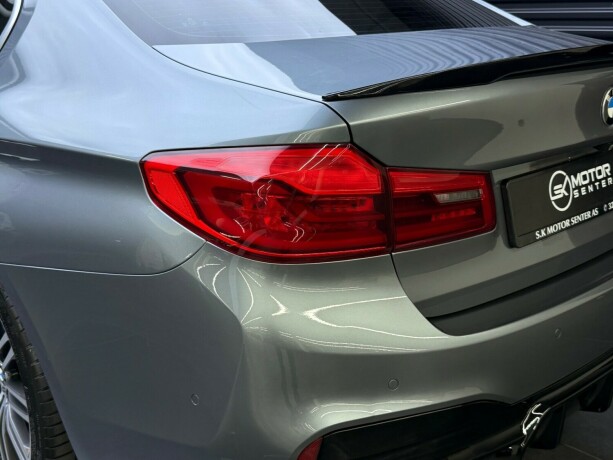 bmw-540i-bensin-2017-big-10