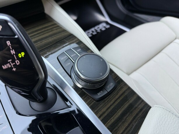 bmw-540i-bensin-2017-big-34
