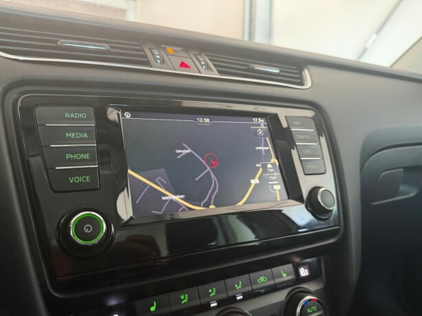 skoda-octavia-diesel-2017-big-29