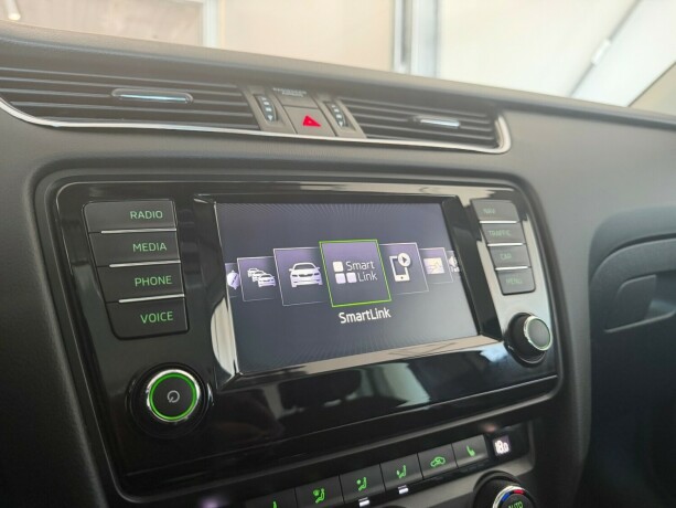 skoda-octavia-diesel-2017-big-28