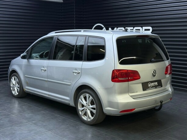 volkswagen-touran-diesel-2014-big-1