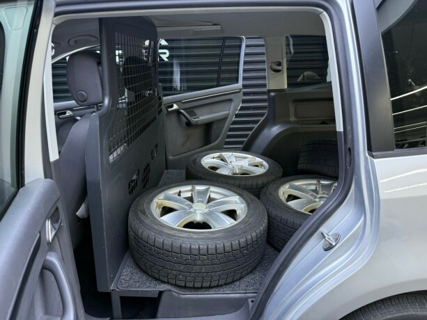 volkswagen-touran-diesel-2014-big-21