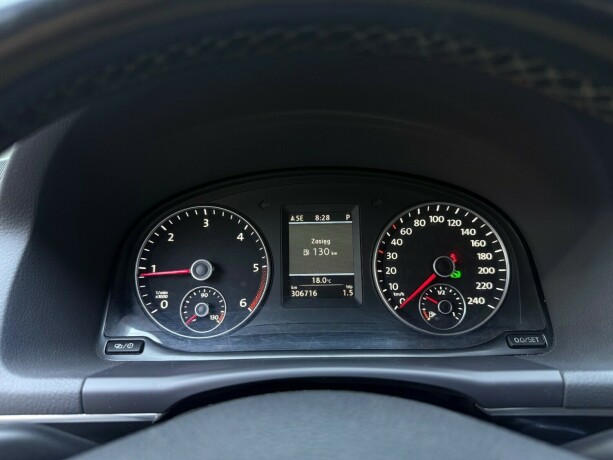 volkswagen-touran-diesel-2014-big-13