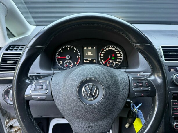 volkswagen-touran-diesel-2014-big-11
