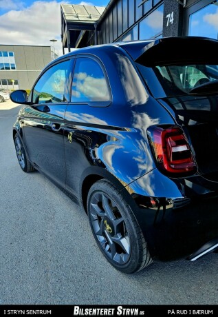 fiat-500-elektrisitet-2024-big-6