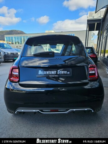 fiat-500-elektrisitet-2024-big-7
