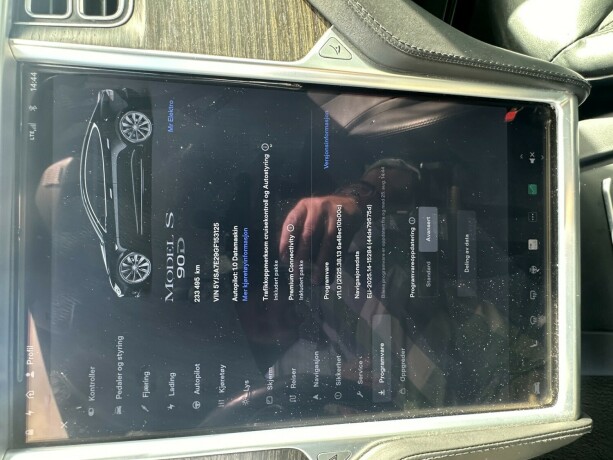 tesla-model-s-elektrisitet-2016-big-8