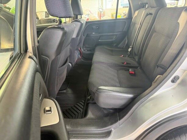 honda-cr-v-bensin-2002-big-24