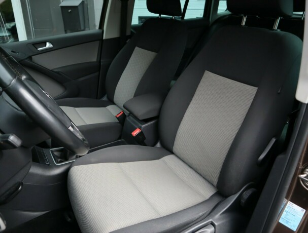 volkswagen-tiguan-bensin-2014-big-11
