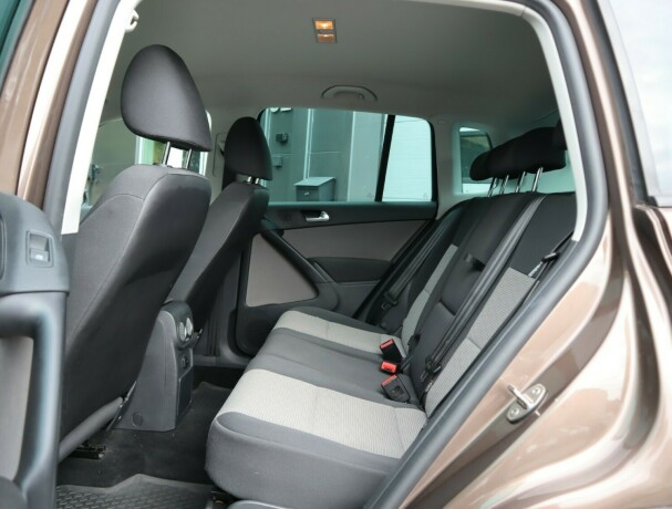 volkswagen-tiguan-bensin-2014-big-12
