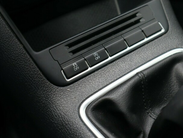 volkswagen-tiguan-bensin-2014-big-17