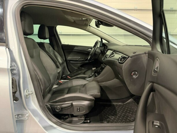opel-astra-bensin-2016-big-10