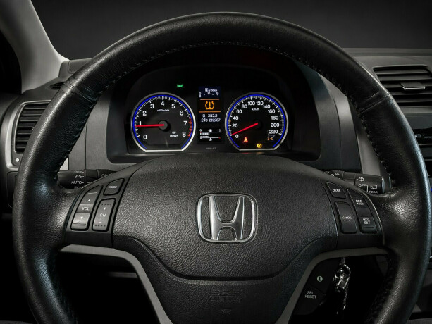 honda-cr-v-bensin-2011-big-10