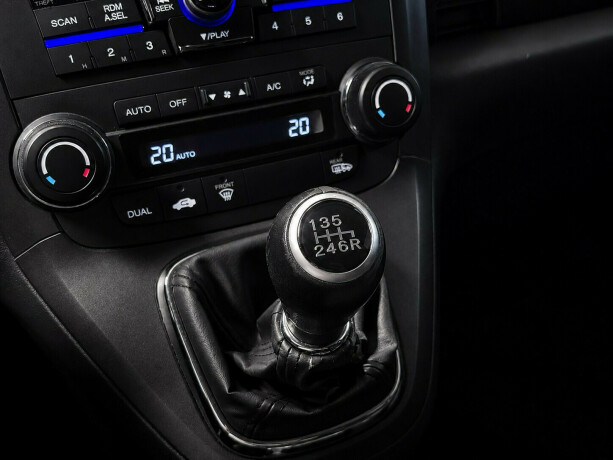 honda-cr-v-bensin-2011-big-7