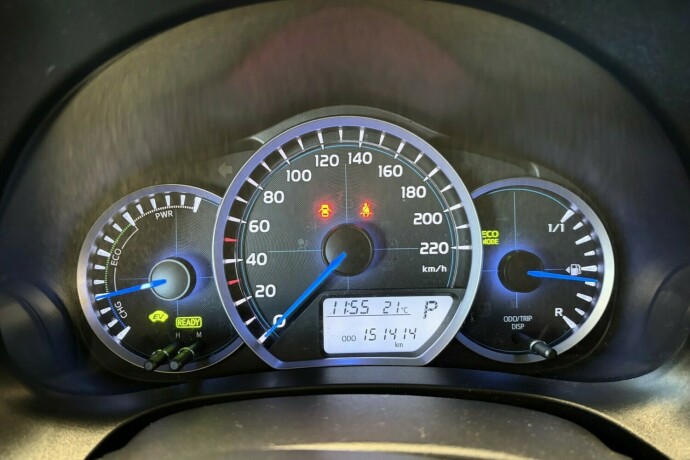 toyota-yaris-bensin-2014-big-20