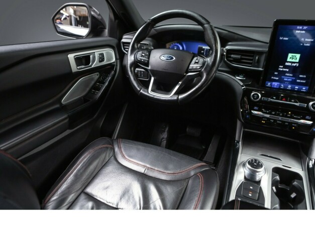ford-explorer-elektrisitetbensin-2021-big-10