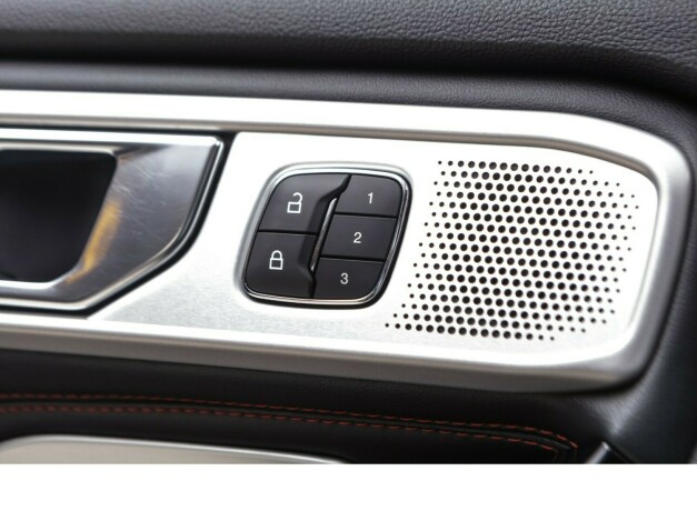 ford-explorer-elektrisitetbensin-2021-big-28