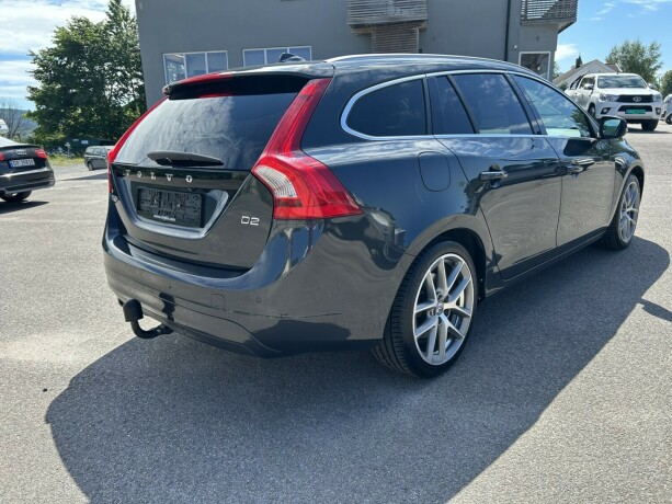 volvo-v60-diesel-2016-big-6