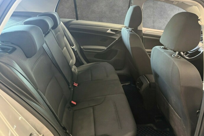 volkswagen-e-golf-vii-elektrisitet-2019-big-18