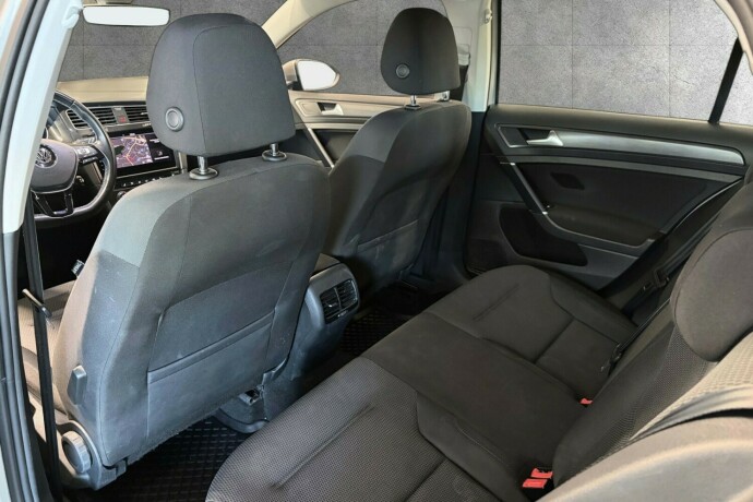 volkswagen-e-golf-vii-elektrisitet-2019-big-15