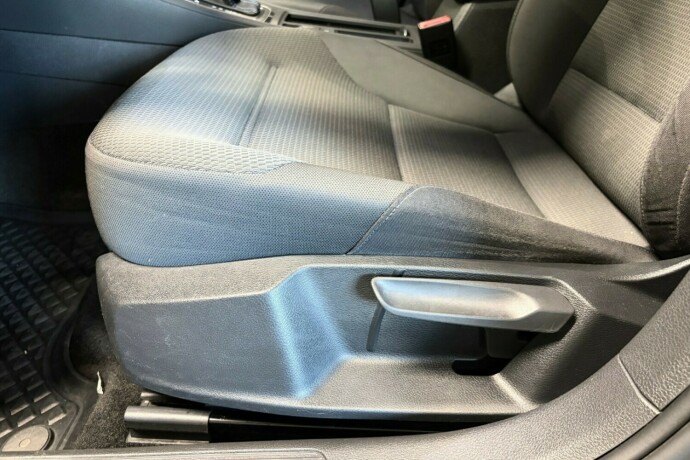 volkswagen-e-golf-vii-elektrisitet-2019-big-26