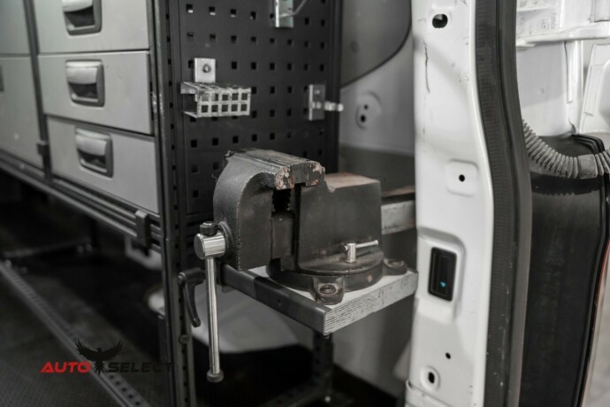 ford-transit-custom-diesel-2024-big-41