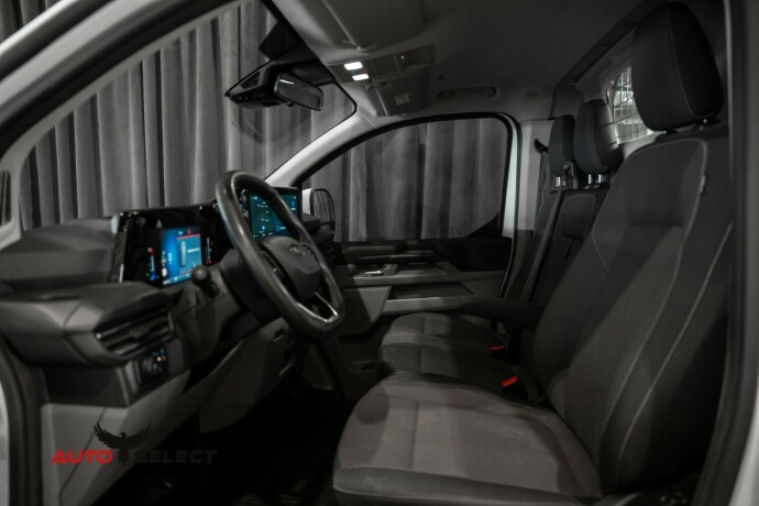 ford-transit-custom-diesel-2024-big-12