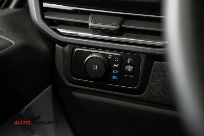 ford-transit-custom-diesel-2024-big-16