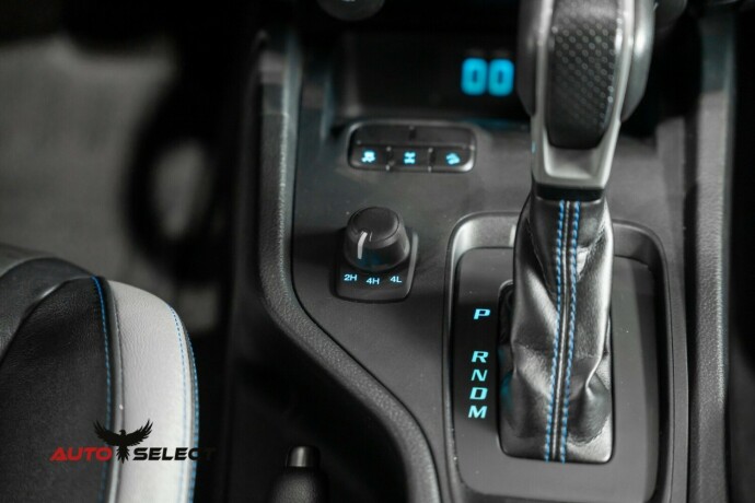 ford-ranger-raptor-diesel-2022-big-37