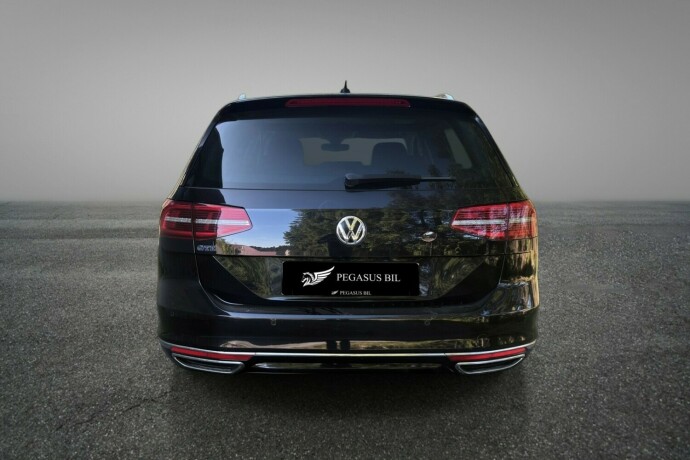 volkswagen-passat-elektrisitetbensin-2018-big-5