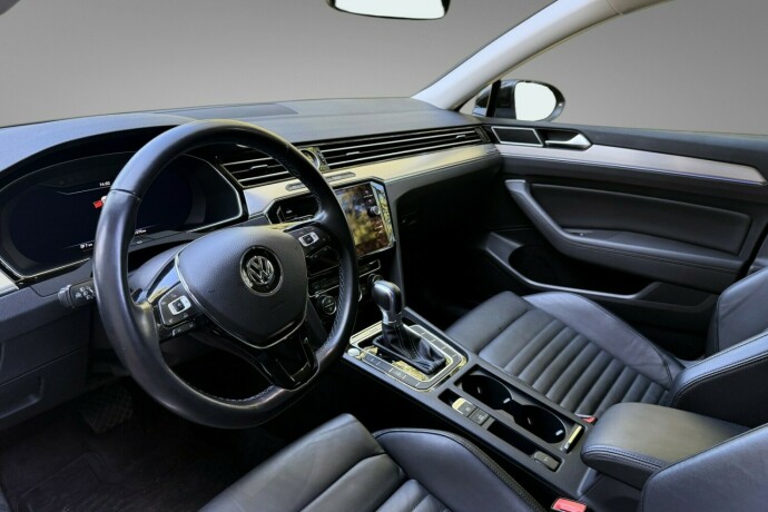 volkswagen-passat-elektrisitetbensin-2018-big-8
