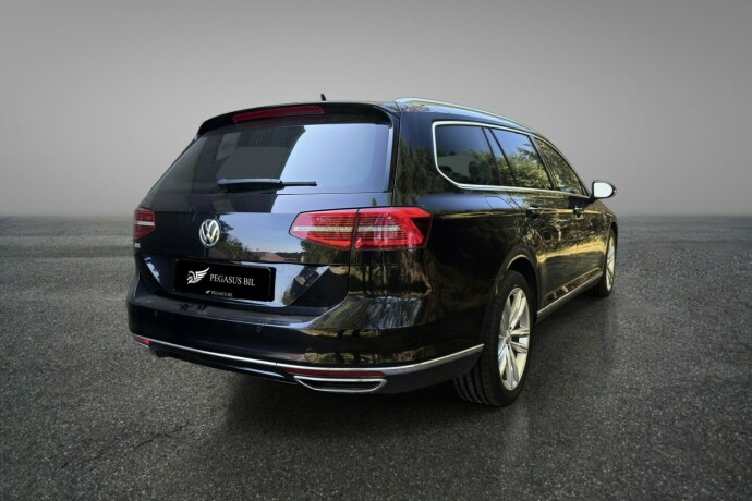 volkswagen-passat-elektrisitetbensin-2018-big-3