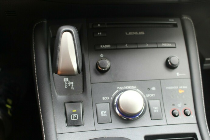 lexus-ct200h-elektrisitetbensin-2015-big-14